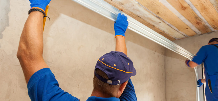 commercial overhead garage door repair in Yreka